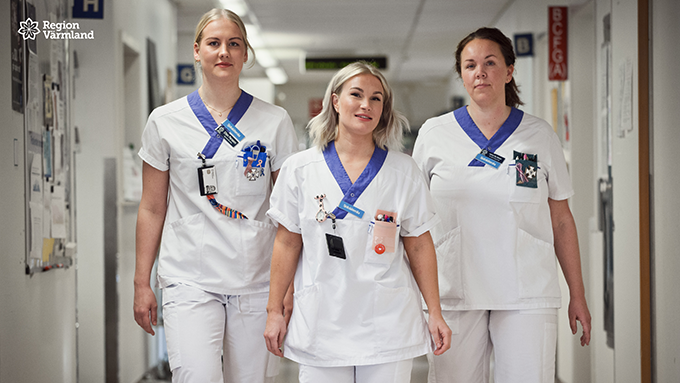 Tre sjuksköterskor.