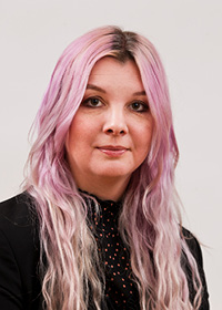 Porträttfoto av Sara Sundström