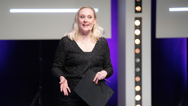 Årets moderator Lisa Bjurwald